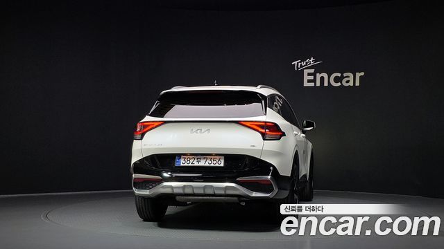 Kia Sportage Hybrid (V) Nobleless 2WD 2022 — фото 4