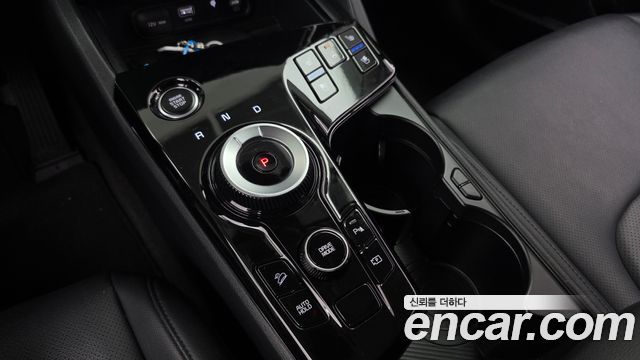 Kia Sportage Hybrid (V) Nobleless 2WD 2022 — фото 9