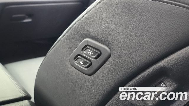 Kia Sportage Hybrid (V) Nobleless 2WD 2022 — фото 18