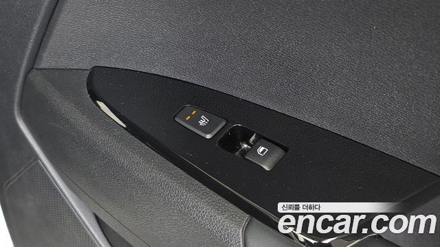 Kia Sportage Hybrid (V) Nobleless 2WD 2022 — фото 19