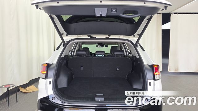 Kia Sportage Hybrid (V) Nobleless 2WD 2022 — фото 20