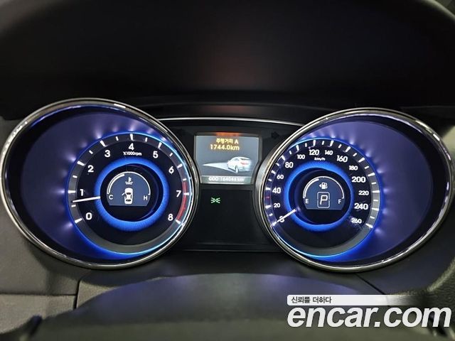 Hyundai Sonata The Brilliant CVVL Premium 2014 — фото 6