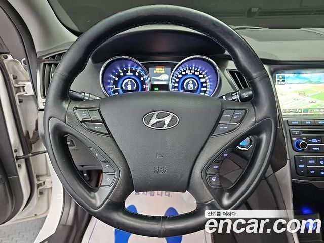 Hyundai Sonata The Brilliant CVVL Premium 2014 — фото 9
