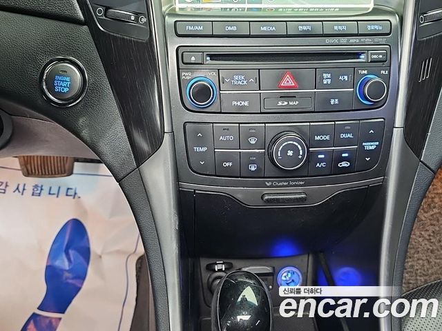 Hyundai Sonata The Brilliant CVVL Premium 2014 — фото 10