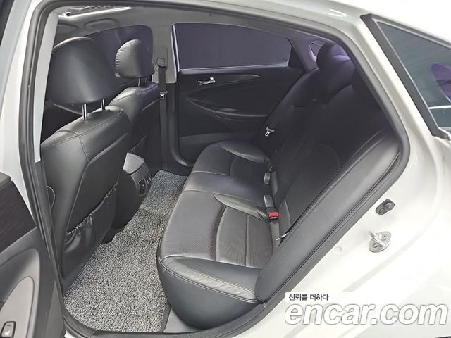 Hyundai Sonata The Brilliant CVVL Premium 2014 — фото 16