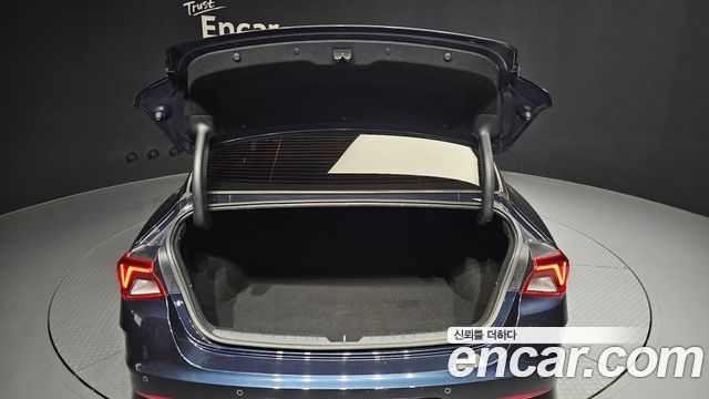Kia K5 (III) 2.0 Prestige 2020 — фото 20