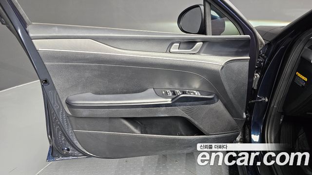 Kia K5 (III) 2.0 Prestige 2020 — фото 24