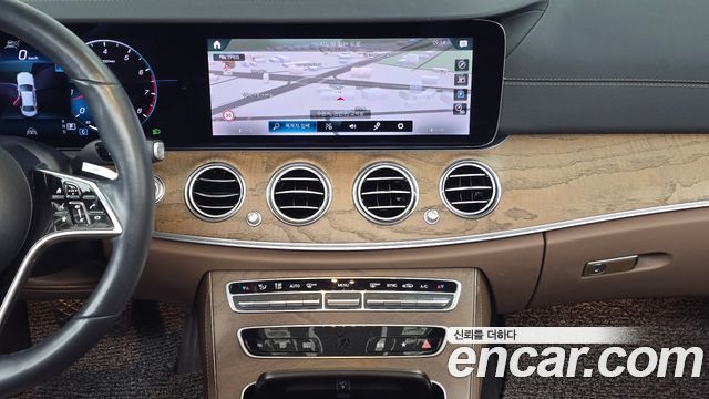 Mercedes-Benz E-Class (W213) E250 Exclusive 2021 — фото 12