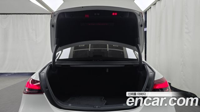 Mercedes-Benz E-Class (W213) E250 Exclusive 2021 — фото 17