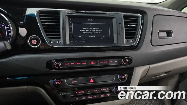 Kia Carnival 7-seater Limousine President 2016 — фото 14