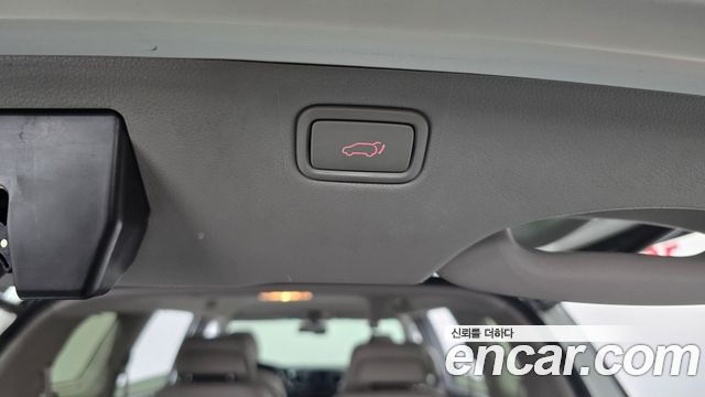 Kia Carnival 7-seater Limousine President 2016 — фото 20