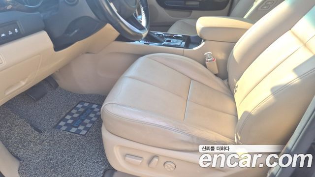 Kia Carnival 9-Seater Noblesse Special 2019 — фото 15