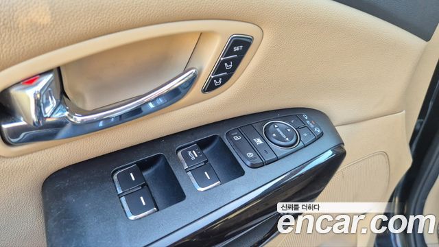 Kia Carnival 9-Seater Noblesse Special 2019 — фото 16