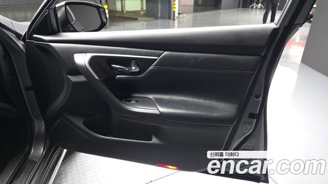 Nissan Altima 2.5 Smart L33 2017 — фото 24