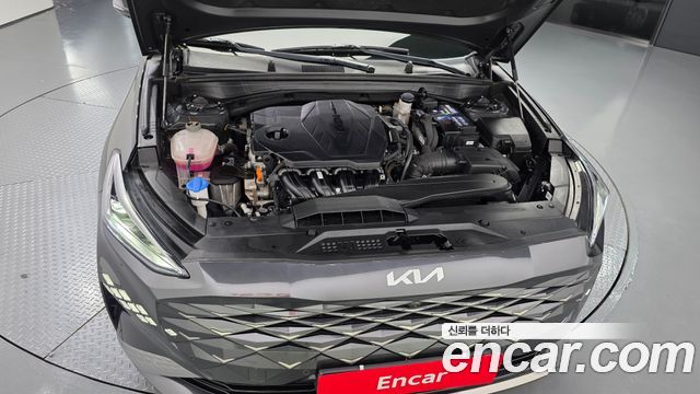 Kia K8 2.5 Gasoline 2WD Noblesse 2022 — фото 6