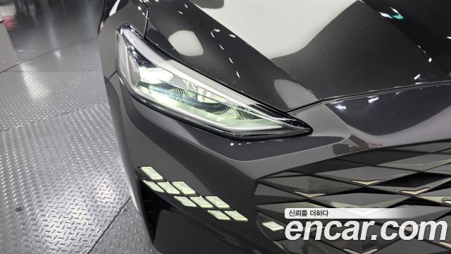 Kia K8 2.5 Gasoline 2WD Noblesse 2022 — фото 22