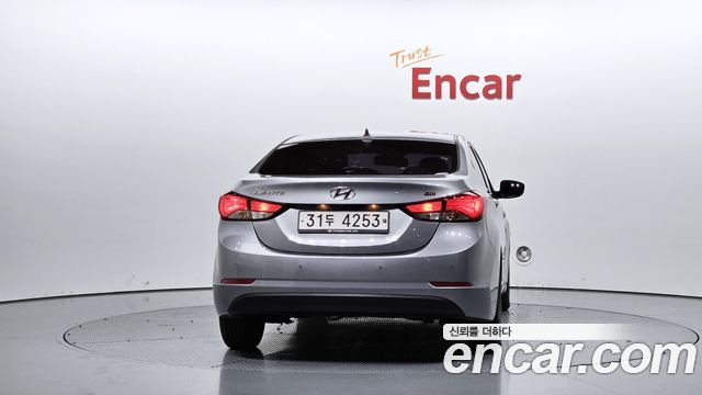 Hyundai Avante 1.6 GDi Smart Standard 2015 — фото 4