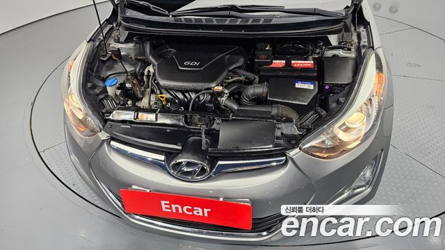 Hyundai Avante 1.6 GDi Smart Standard 2015 — фото 6