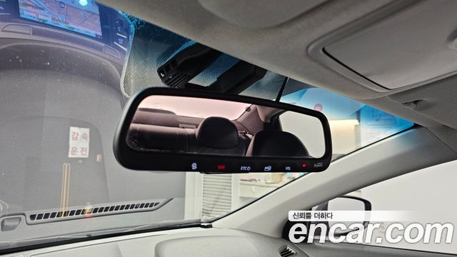 Hyundai Avante 1.6 GDi Smart Standard 2015 — фото 17