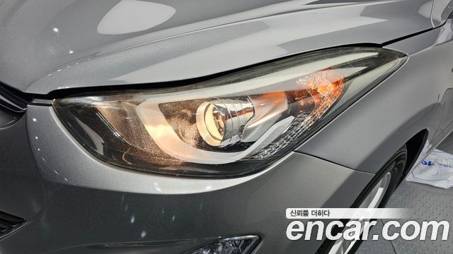 Hyundai Avante 1.6 GDi Smart Standard 2015 — фото 22
