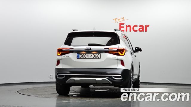 Kia Seltos Diesel 1.6 2WD Noblesse 2020 — фото 4