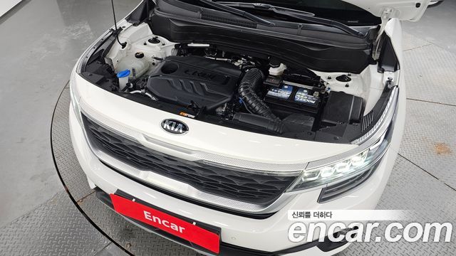 Kia Seltos Diesel 1.6 2WD Noblesse 2020 — фото 6