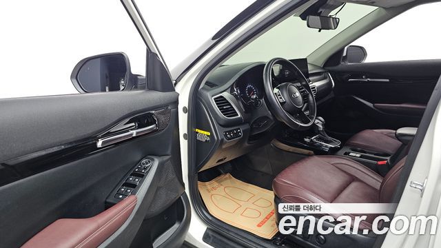 Kia Seltos Diesel 1.6 2WD Noblesse 2020 — фото 10