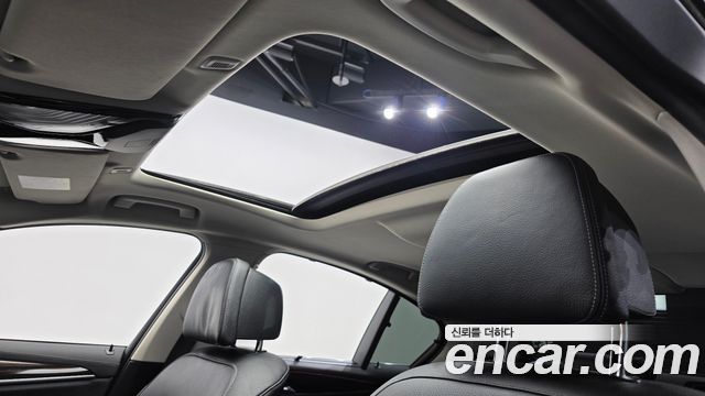 BMW 5 Series (G30) 520i Luxury 2023 — фото 19