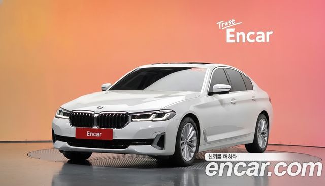 BMW 5 Series (G30) 520i Luxury