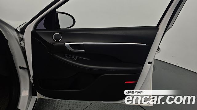 Hyundai Sonata (DN8) 2.0 LPG(rental car) Smart 2020 — фото 29