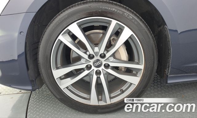 Audi A6 (C8) 45 TFSI Quattro Premium 2021 — фото 5