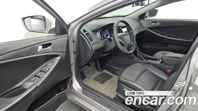 Hyundai Sonata (YF) LPi Luxury 2012 — фото 12