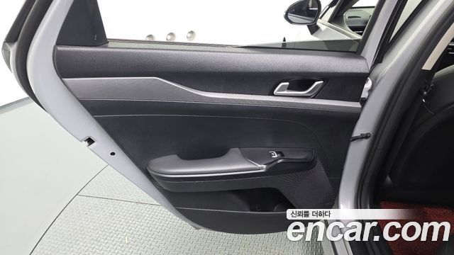 Kia K5 (III) 2.0 LPi(Rent) Trendy 2024 — фото 25