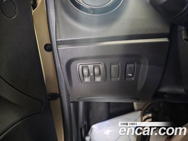 Renault Korea QM3 LE 2015 — фото 8