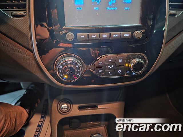 Renault Korea QM3 LE 2015 — фото 18