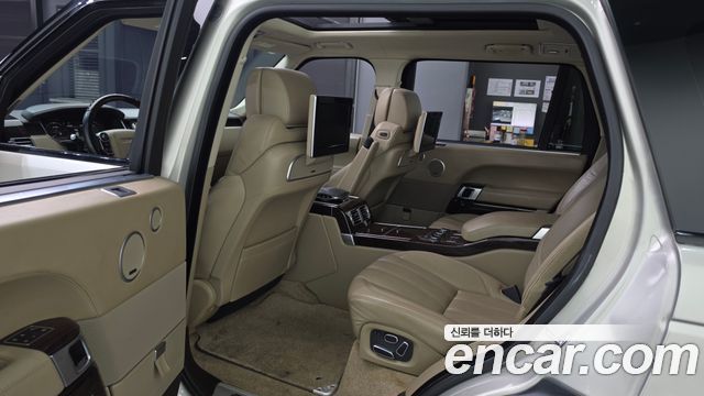 Land Rover Range Rover (IV) 5.0 SC AB LWB 2014 — фото 11