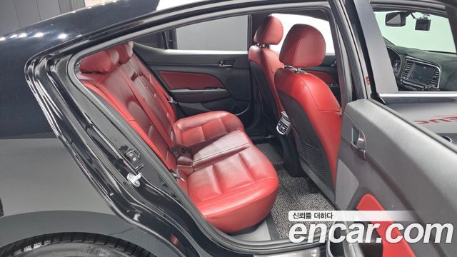 Hyundai Avante (AD) 1.6 Turbo Sport Extreme Selection 2018 — фото 11