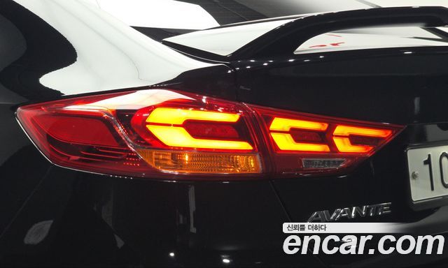 Hyundai Avante (AD) 1.6 Turbo Sport Extreme Selection 2018 — фото 23