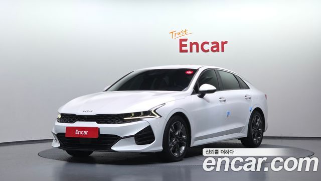 Kia K5 (III) 2.0 Signature