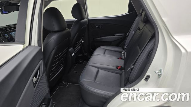 KG Mobility (SsangYong) Very New Tivoli Gasoline 1.5 2WD V3 2021 — фото 11