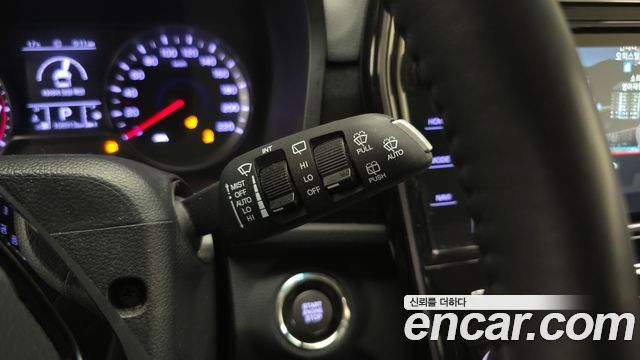 KG Mobility (SsangYong) Very New Tivoli Gasoline 1.5 2WD V3 2021 — фото 16