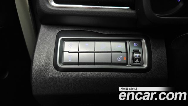 KG Mobility (SsangYong) Very New Tivoli Gasoline 1.5 2WD V3 2021 — фото 18